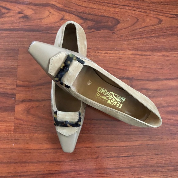 Salvatore Ferragamo Square Pumps Heels - Picture 2 of 16